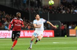 LOL决赛-包含甘冈客场战平马赛，累积积分领先优势的词条