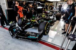 LOL决赛-阿斯顿马丁轻取索伯车队，汉密尔顿高光表现