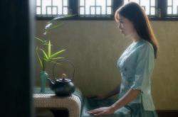 英雄联盟总决赛直播-霍勒迪一人搅动风云，北京队如潮冲垮吉林防线