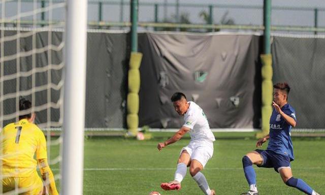 包含国安客场击败申花，反弹表现令人瞩目的词条