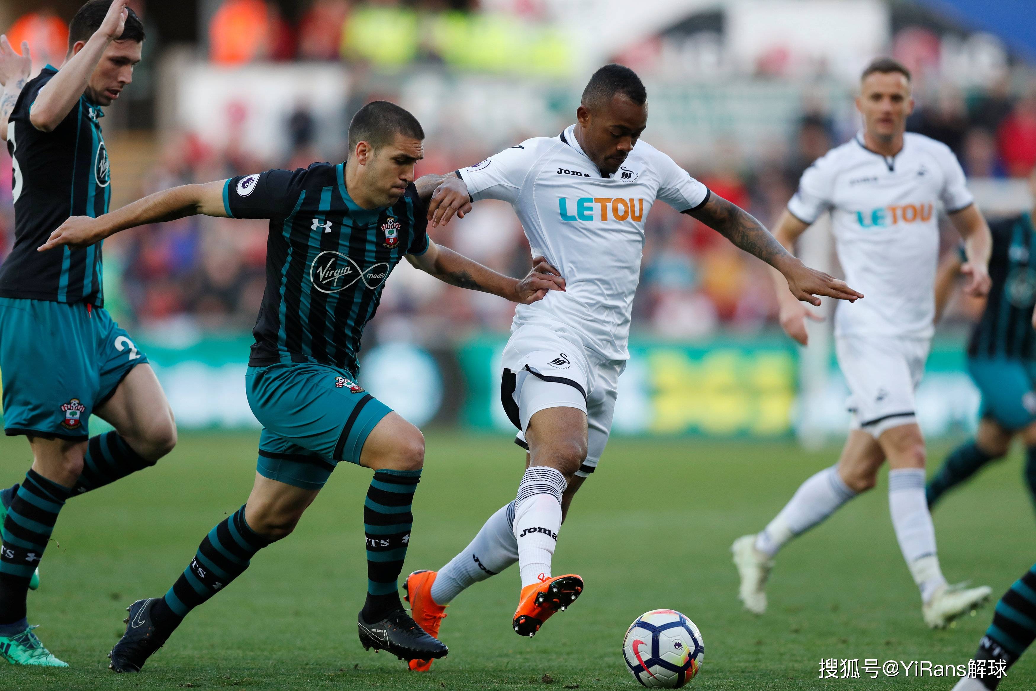 南安普顿客场失分，艰难突围