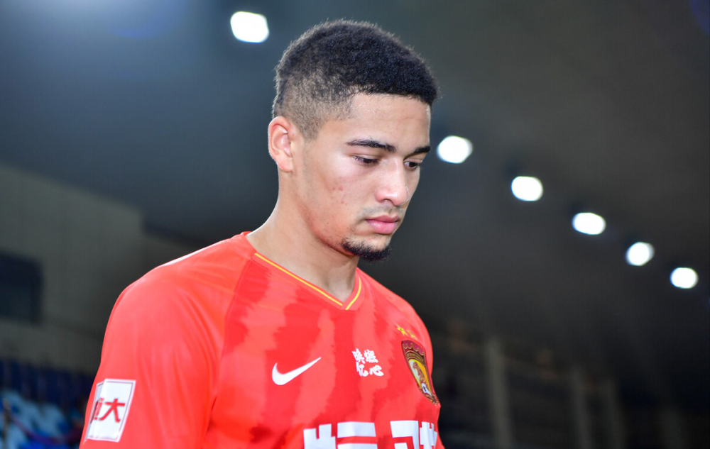 斯佩齐亚队主场出色发挥,赢得球迷认可的简单介绍 斯佩齐亚队主场出色发挥,赢得球迷认可的简单介绍