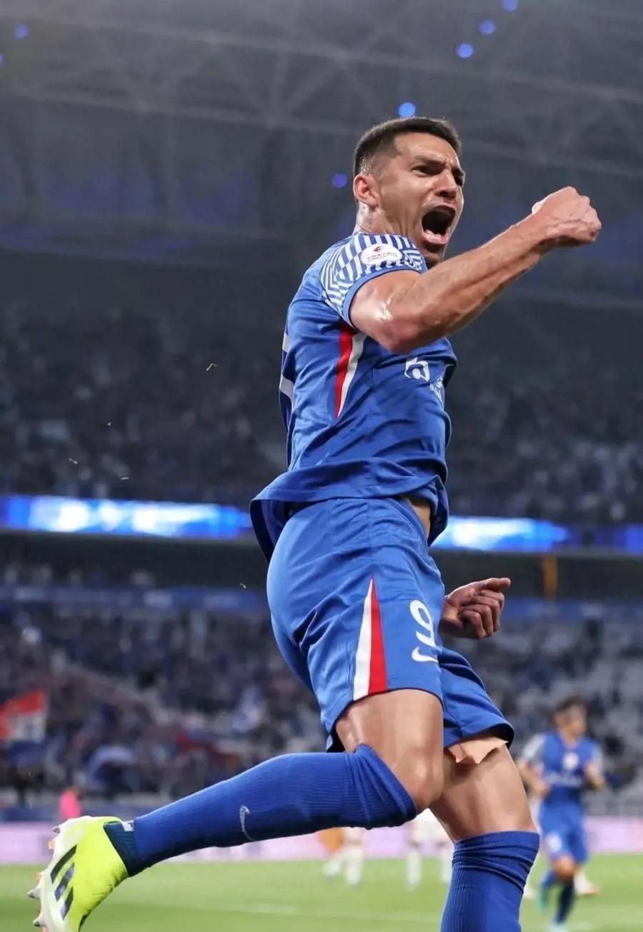 关于申花客场不敌建业，遭遇连败的信息