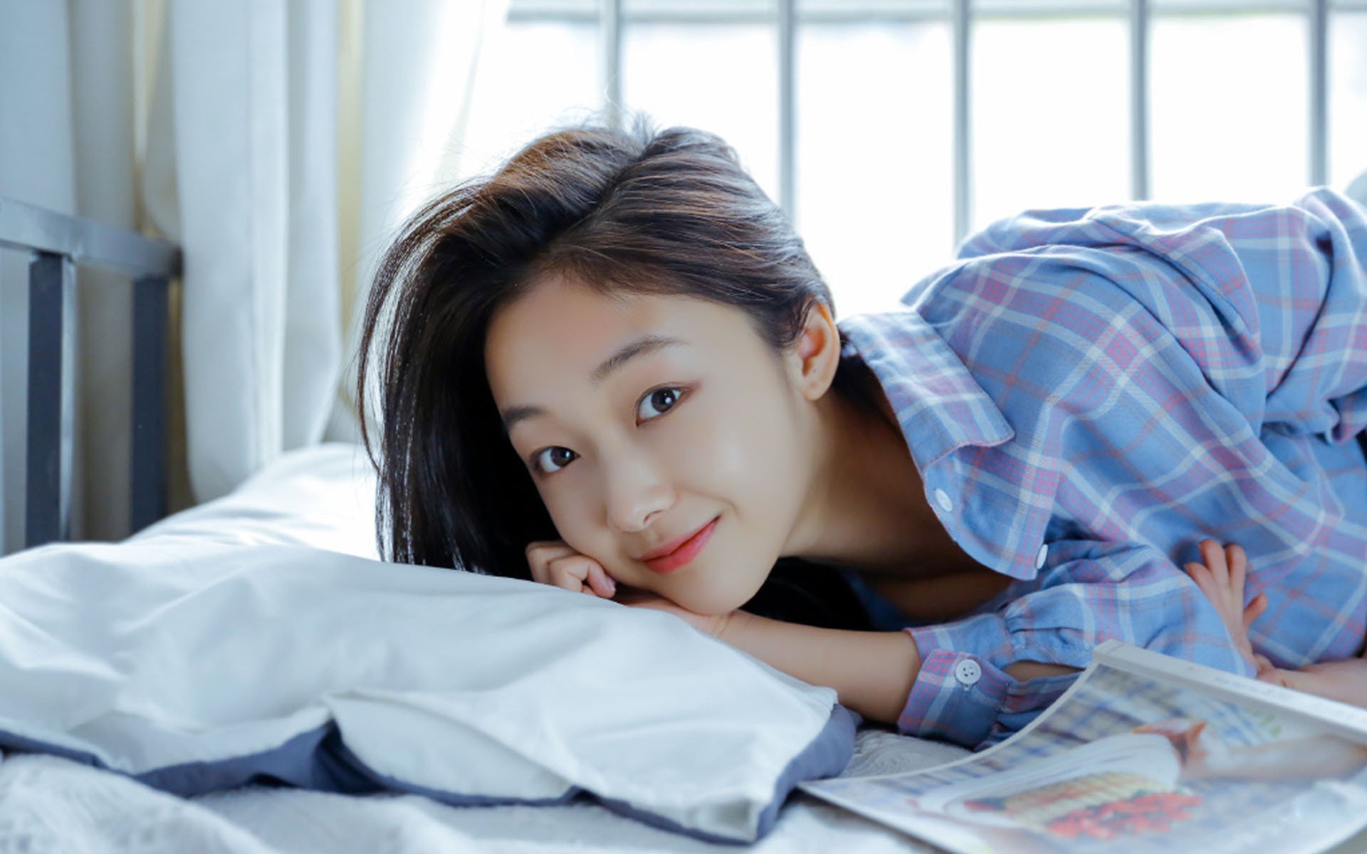 当佛罗伦萨的战术画笔遇见厄瓜多尔的野性山河，德布劳内，足球交响乐的伟大指挥家