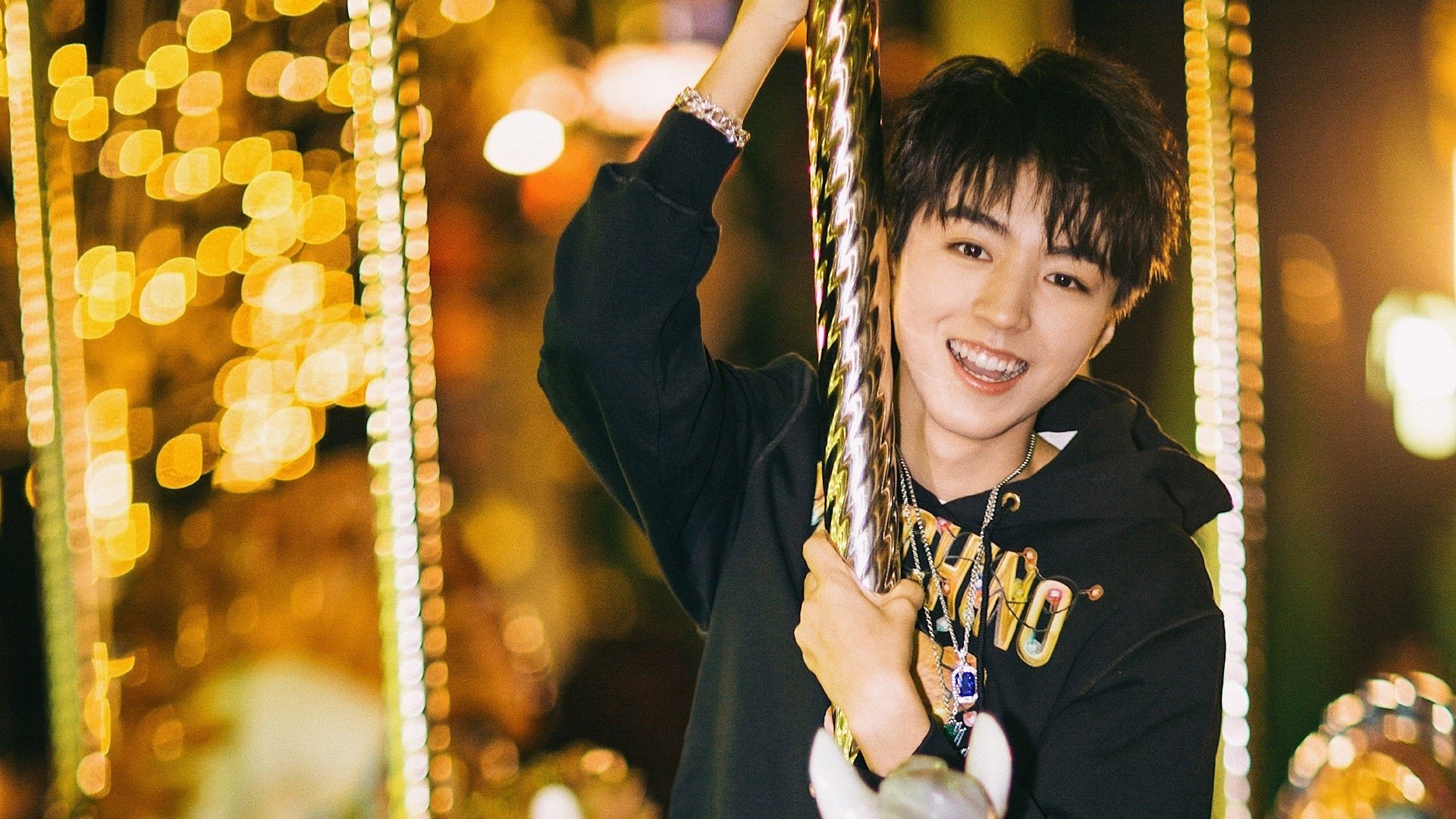 强度与纪律，德甲争冠焦点战与凯尔特人的战术胜利