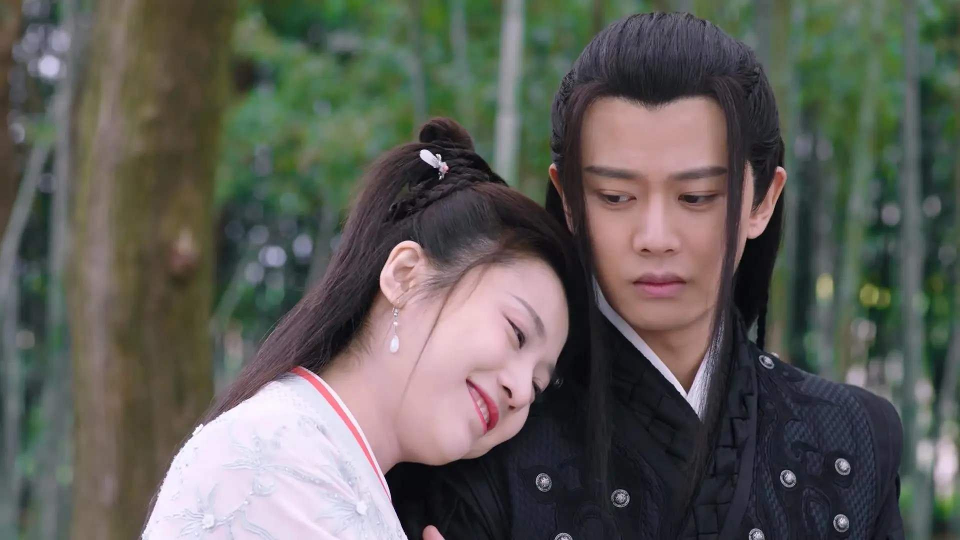 老鹰展翅撕裂篮网防线，乔治利刃出鞘一战正名