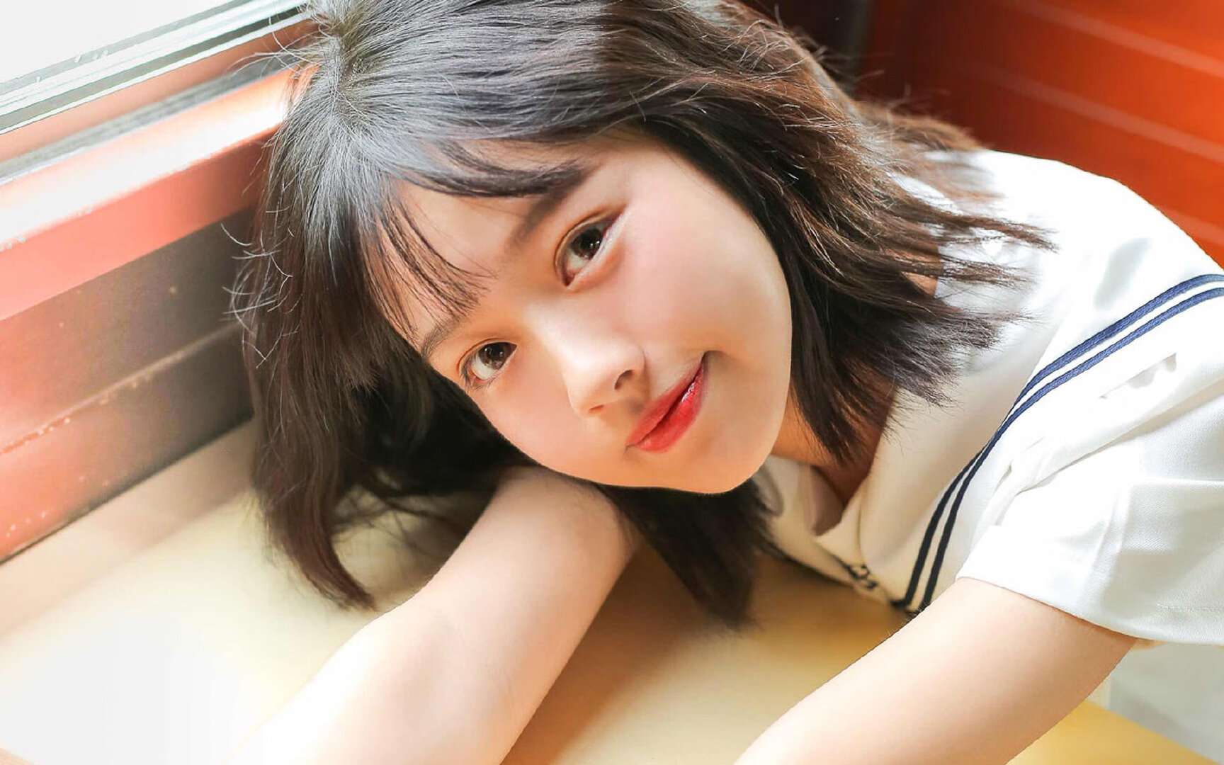 弗拉霍维奇一箭穿心！曼联险胜佛罗伦萨，争议天才正名之战